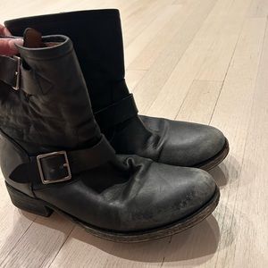 Black frye boots